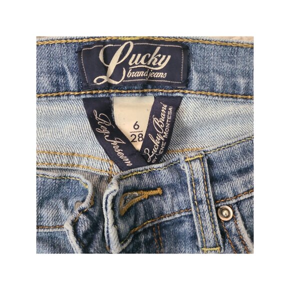 Women's Jeans Bundle (4 pairs) - Picture 9 of 9